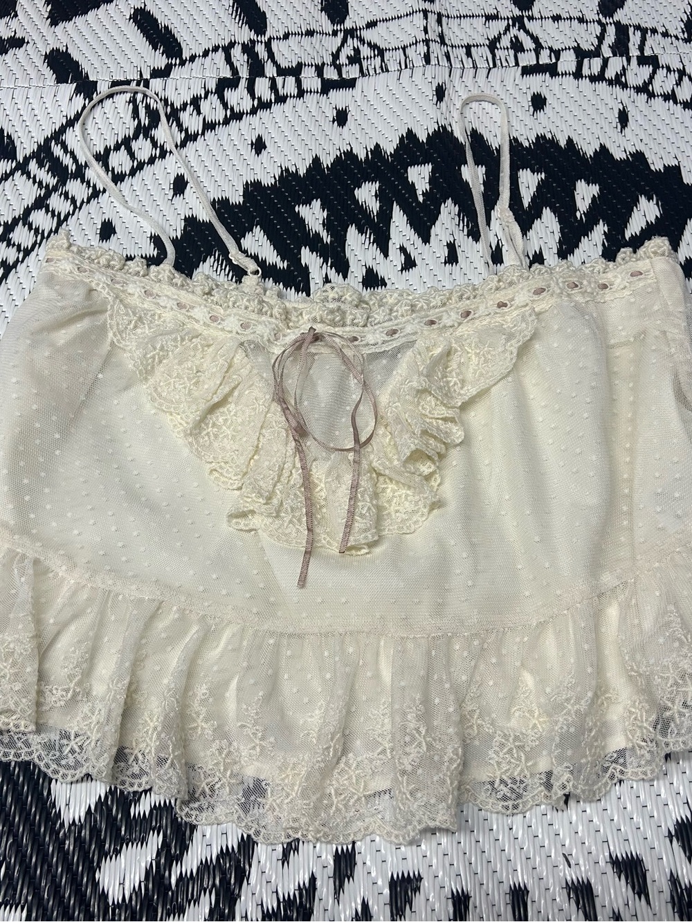 American Eagle Mesh Ruffle Cami M - Picture 4 of 8